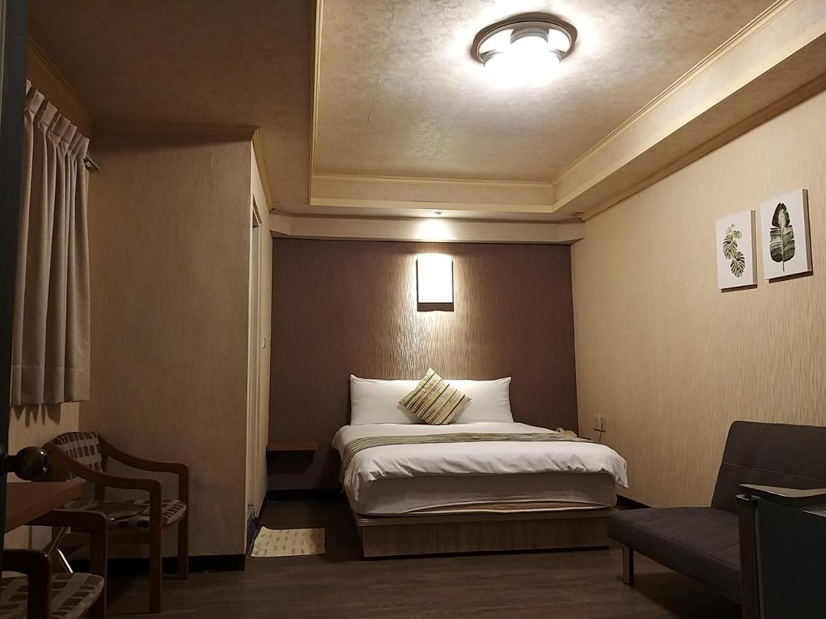 Guan Lun Hotel Hualien Extérieur photo