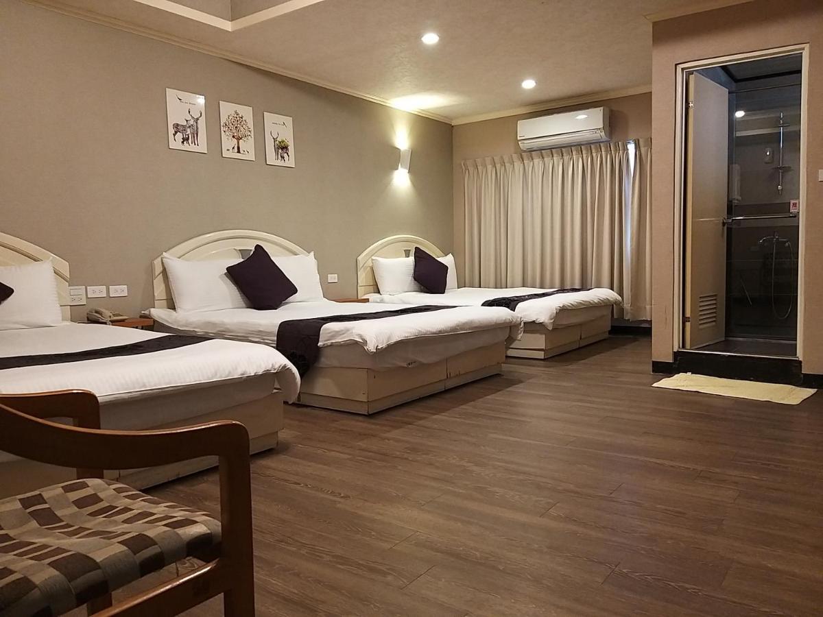 Guan Lun Hotel Hualien Extérieur photo