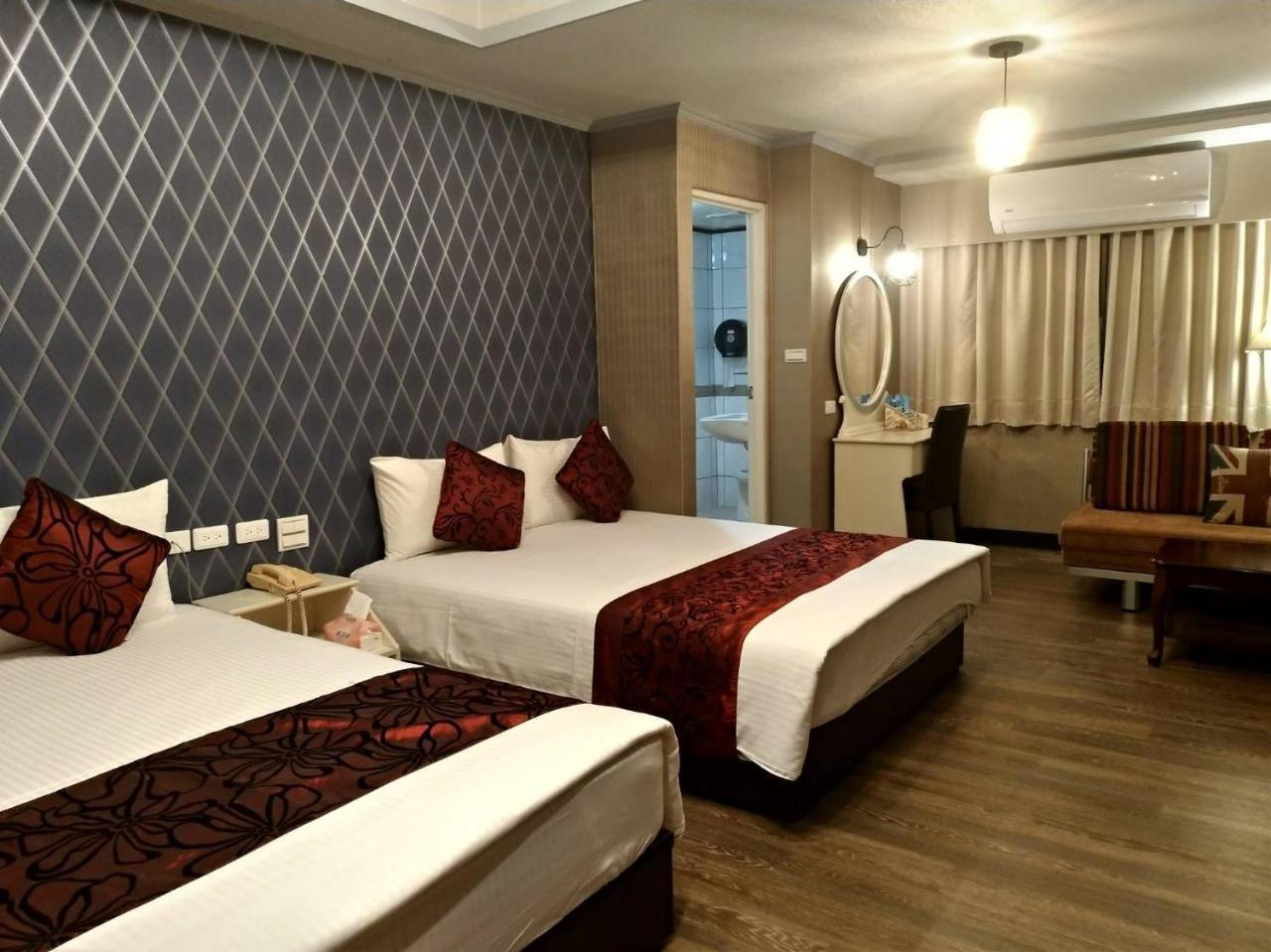 Guan Lun Hotel Hualien Extérieur photo