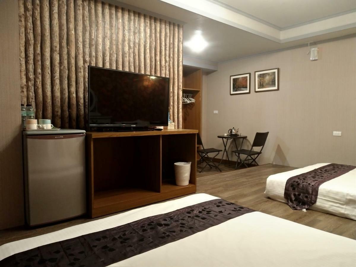 Guan Lun Hotel Hualien Extérieur photo