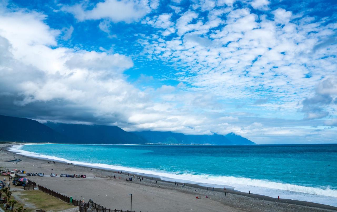 Guan Lun Hotel Hualien Extérieur photo
